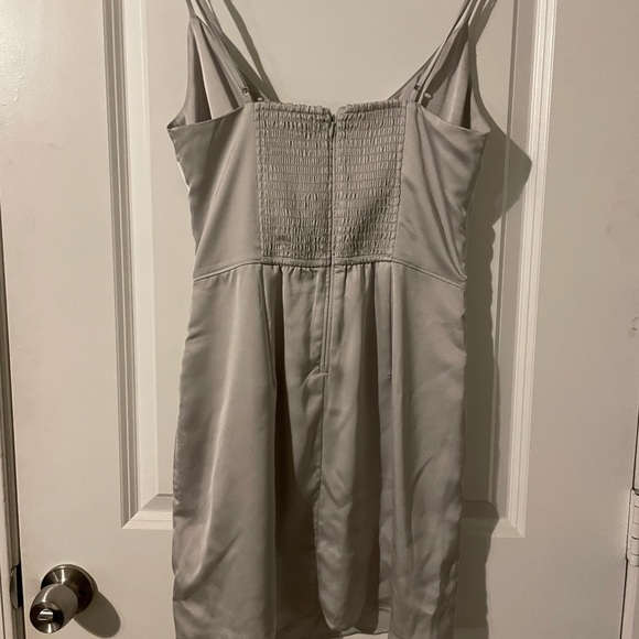 Abercrombie Satin Wrapped Dress (Light Grey) Size Small - Picture 3 of 3